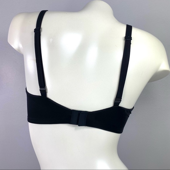 Victoria’s Secret Lightly Lined Plunge Black Bra - Picture 2 of 4
